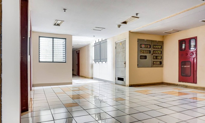 Depok Hotel | Hotel O Apartement Cibubur Village kaisar property Lobby B