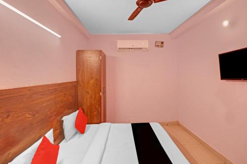 New Delhi Hotel | Hotel O Cherry Inn