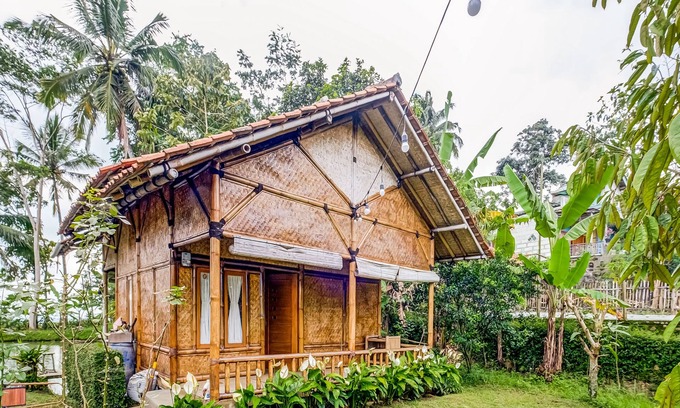 Cisayong Hotel | Hotel O Desa Wisata Santanamekar