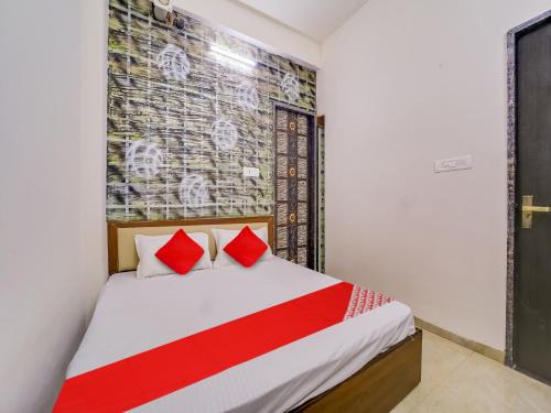 Bhopal Hotel | Hotel O DS Hotel