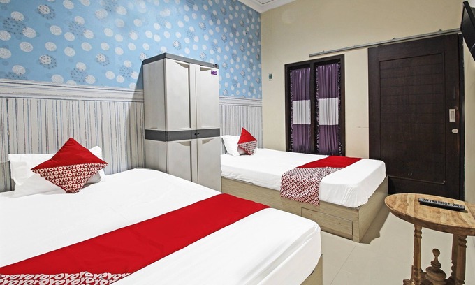 Tulungagung Hotel | Hotel O Family Guest House Syariah