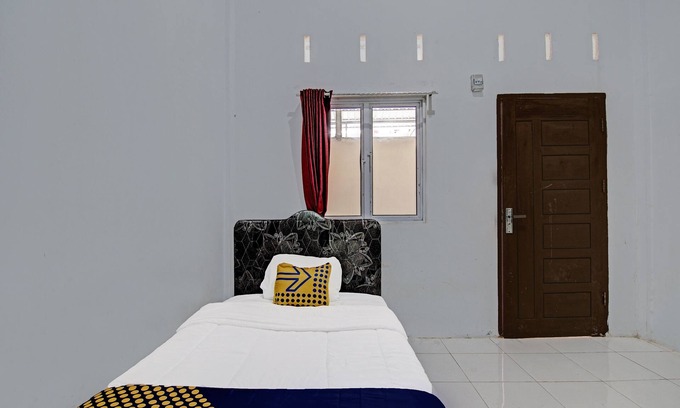 Pekanbaru Hotel | SPOT ON 91699 Homestay Hj Lela Syariah