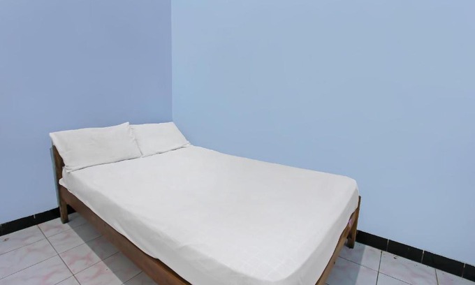 Kecamatan Narmada Hotel | Hotel O Jati Homestay Near Taman Suranadi