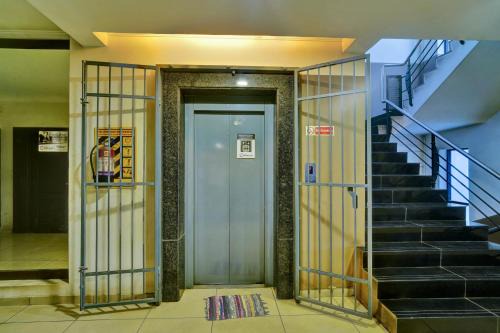 Uttukuli Hotel | Hotel O JK INN