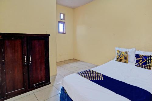 Kalipuro Hotel | Hotel O Lili Kost SyariahNearKetapang Royal City