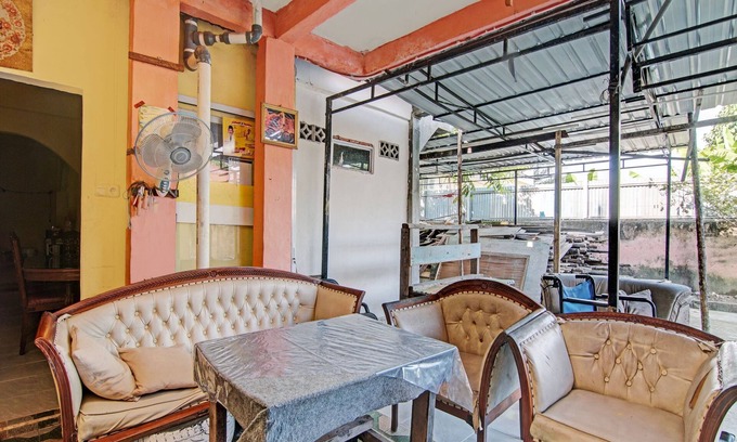 Pekanbaru Hotel | Hotel O Meranti HomestayNearJembatan Siak