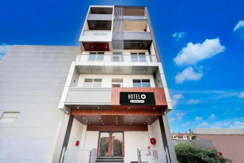 Greater Noida Hotel | Hotel O Noida Dr. Babasaheb Ambedkar park