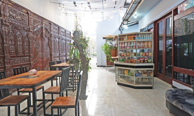 Tulungagung Hotel | Hotel O Trisna Patihan Resort