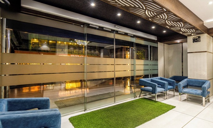 Park Street Hotel | Hotel Orion Crystal