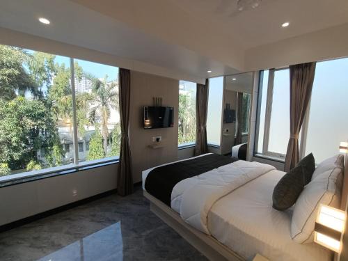 Thane West Hotel | Hotel Pearl Residency Thane