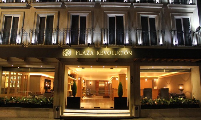 Cuauhtémoc Hotel | Hotel Plaza Revolución