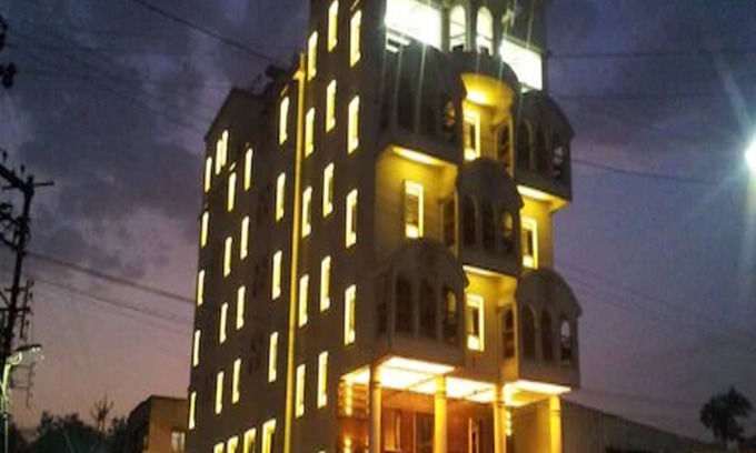 Ahmednagar Hotel | Hotel Raj Palace