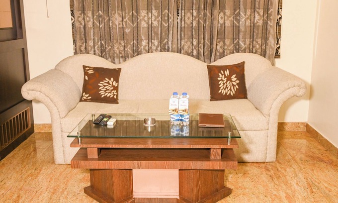 Allahabad Hotel | Hotel Ravisha Continental
