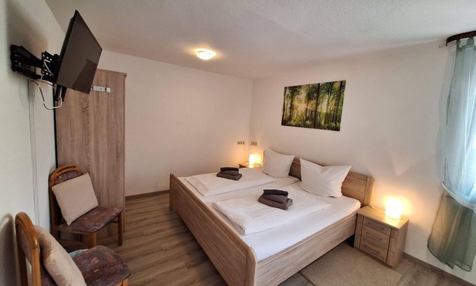 Macken Casa | Hotel Restaurant Forellenzucht - Doppelzimmer Dusche/wc