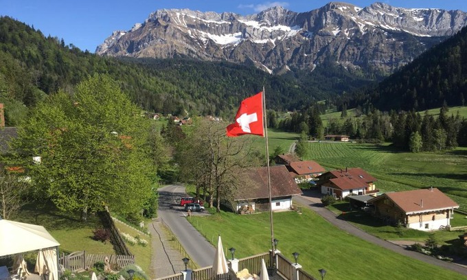 Flueh Hotel | Hotel Restaurant Hammer