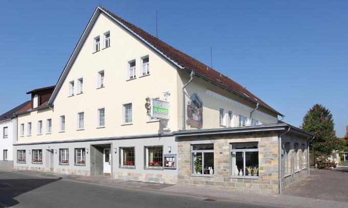 Salzkotten Hotel | Hotel-Restaurant Sälzerhof