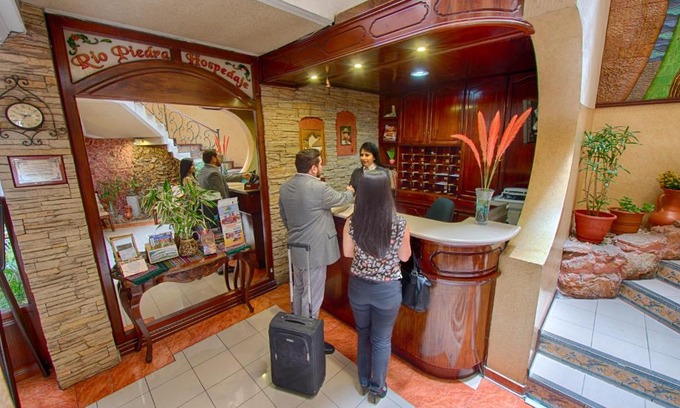 San Blas Hotel | Hotel Rio Piedra