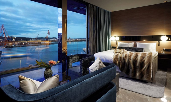 Centrum Hotel | Hotel Riverton