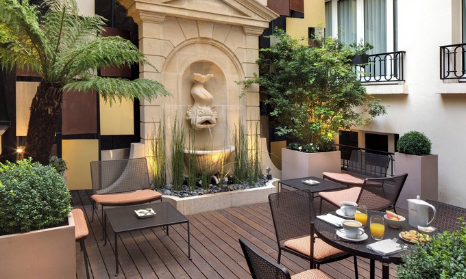 8th Arrondissement Hotel | Hotel Rochester Champs Elysées