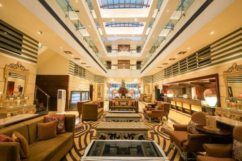 Kanpur Hotel | Hotel Royal Cliff