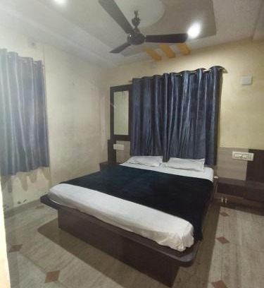 Dwarka Hotel | Hotel RR Stay