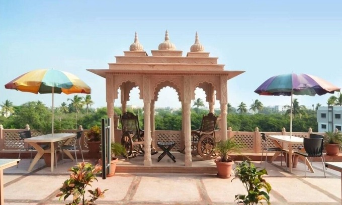 Shirdi Apartamento | Hotel Sai Jharna