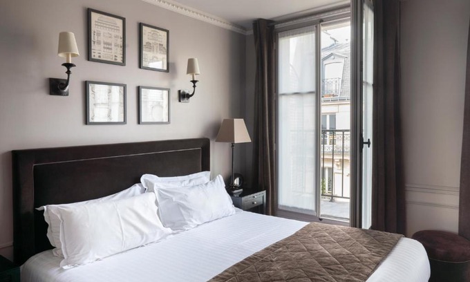 Pigalle Hotel | Hotel Saint-Louis Pigalle