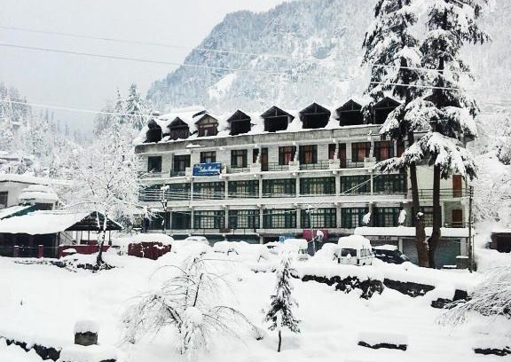 Old Manali Hotel | Hotel Satkar Residency - Riverside Old Manali