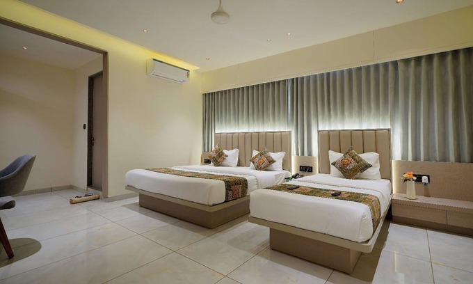 Ahmedabad Hotel | Hotel Saubhagya Ahmedabad