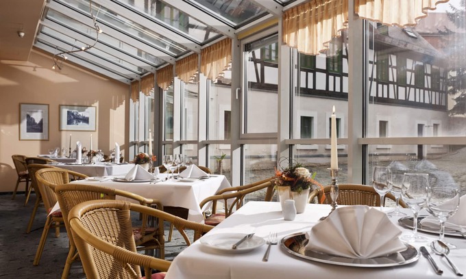 Neukirchen/Pleie Hotel | Hotel Schloss Schweinsburg