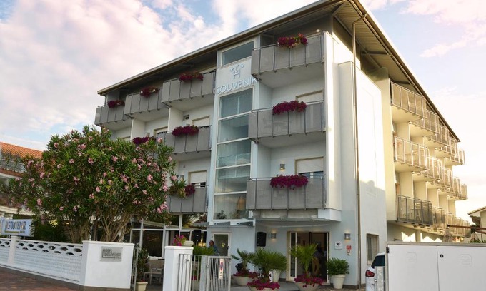 Pinarella Hotel | Hotel Souvenir - Koolibry Hotels