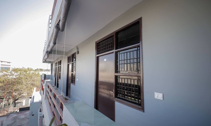 Baraula Hotel | Hotel Spark Inn || Near Motherhood Hospital