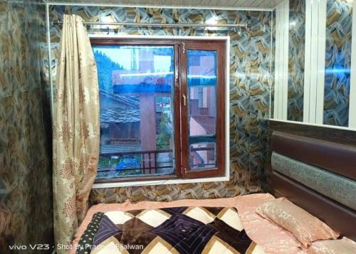 Kharsali Casa | Hotel Suryatanaya Niketen