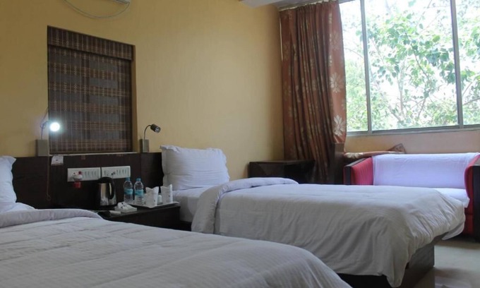 Bodh Gaya Hotel | Hotel Tathagat International