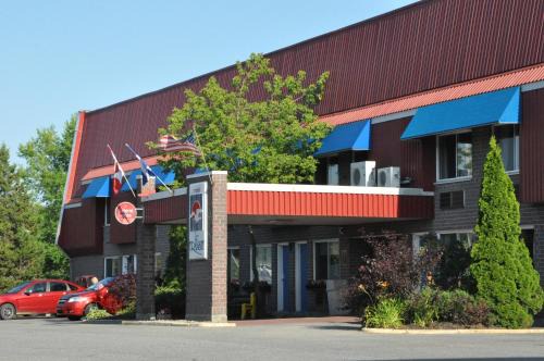 Mont-St-Hilaire Hotel | Hotel Transit