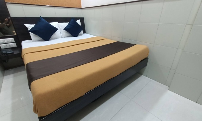 Sion Cabina | Hotel Triton