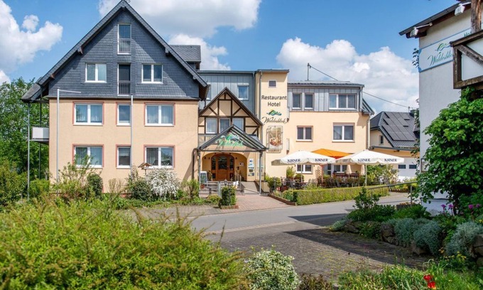 Lahr Cama Y Desayuno | Hotel Waldesblick - 2-bed apartment "Morgensonne" + "Morgenröte"