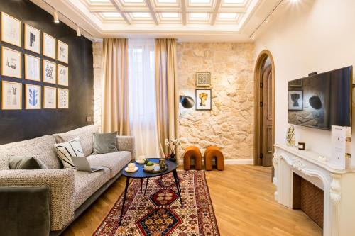 Kentron Apartamento | hotelise l Arcstone Apartment