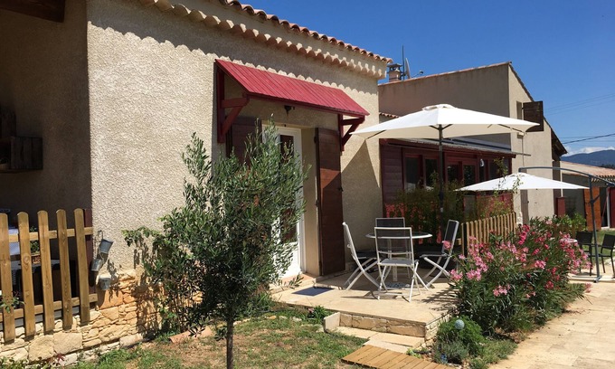 Chateauneuf-Val-Saint-Donat Casa | Casa de vacaciones para 2 a 4 personas, ideal para una pareja con niños.