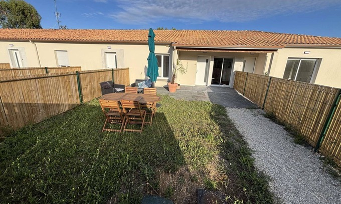 Medis Casa | House 1 bedroom, sleeps 4