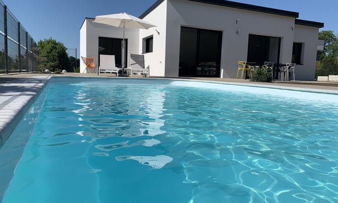 Le Trevoux Casa | house- 8 people - 3 bedrooms