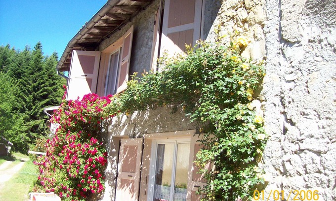 Fougax-et-Barrineuf Casa | Altitud de la casa 1000 metros Bosque Montaña Naturaleza