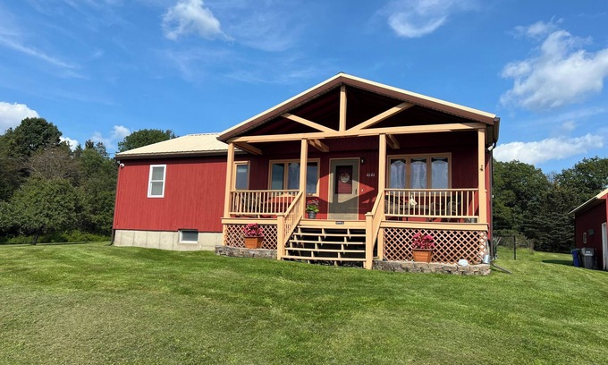 Hartwick Casa | House - Clover's Ridge, COOPERSTOWN DREAMS PARK SCHEDULE SUPER CLEAN!