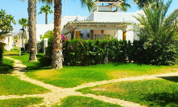 San Juan de los Terreros Casa | Casita cerca de playa, luminosa y confortable, terraza para disfrutar del clima