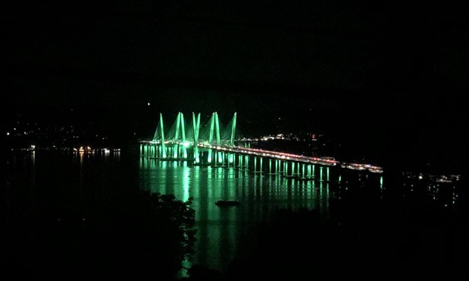 Nyack Casa | Casa (mitad) Vista del río Hudson del puente TPZ / Nyack NY / mansiones / cerca de Nueva York