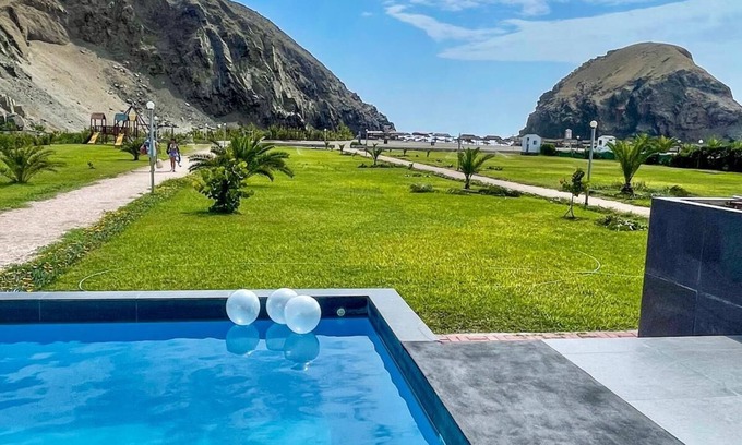 Asia Casa | Casa frente al Mar, con piscina, terraza, parrillas, Pet friendly!