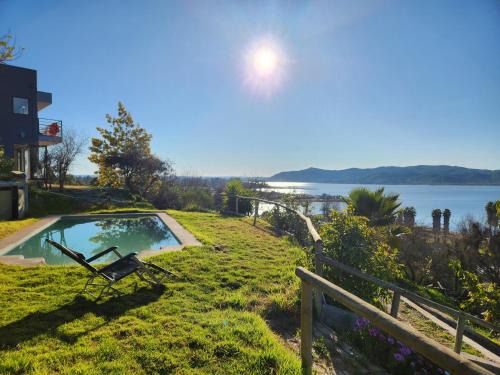 Manzano Casa | House in Rapel Lake