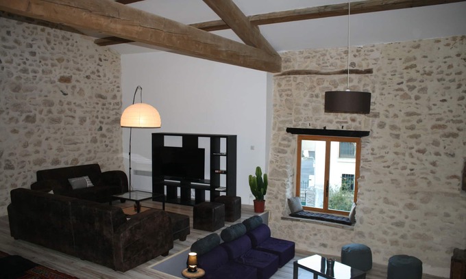 Margon Casa | CASA DE JO-LI, casa de pueblo fundada alrededor del Castillo de Margon.