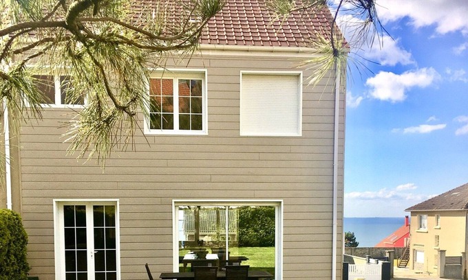 Equihen-Plage Casa | House La Margaret Facing the sea 150 metres from the beach