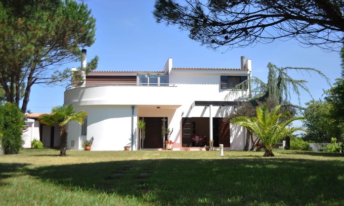 Esmoriz Casa | House of Joy Beach & Garden